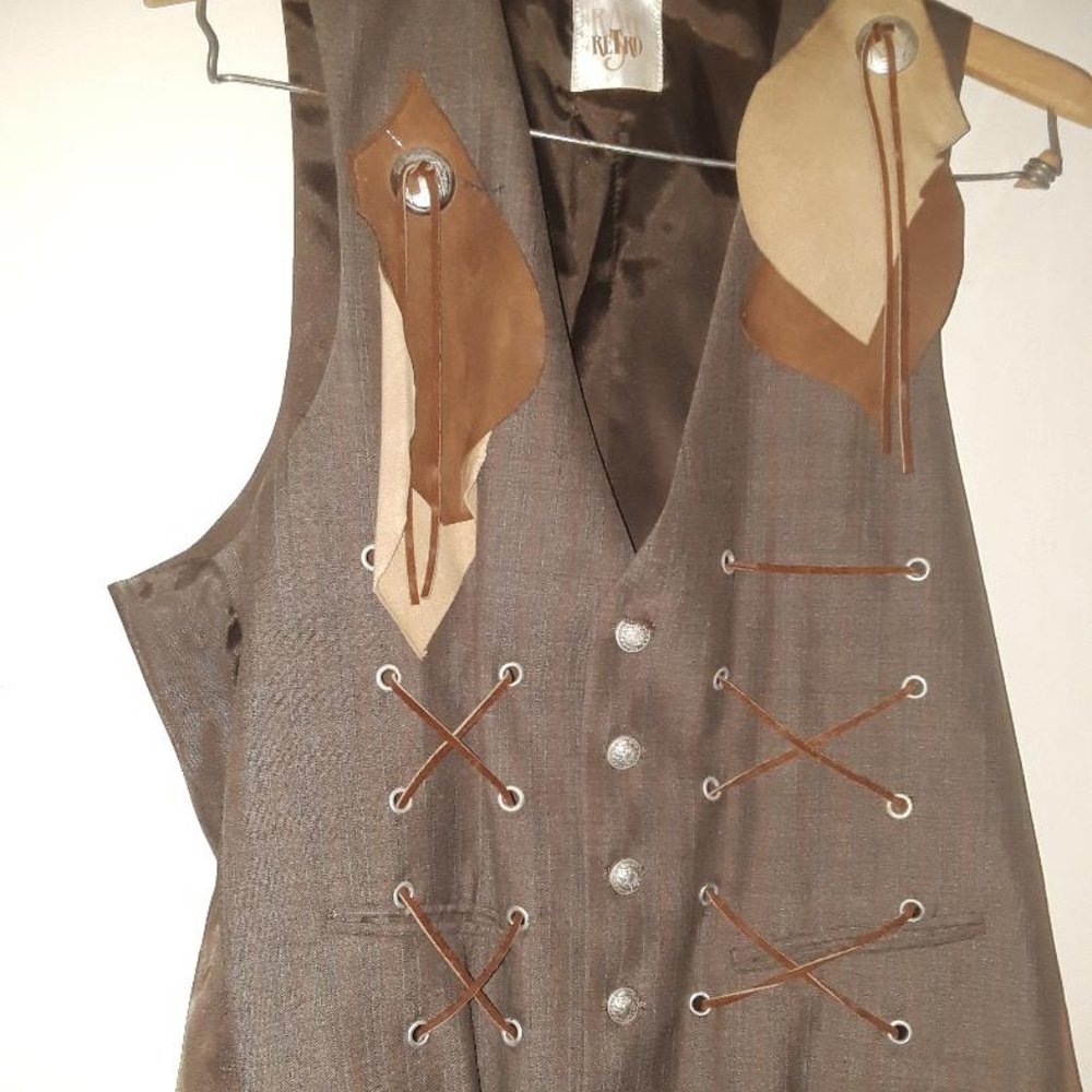 WESTERN STLYE VEST